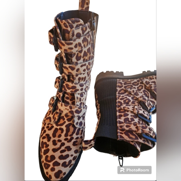 Exotic Leopard Print 🐆 Buckled, Zippered Combat Boots - Picture 2 of 10